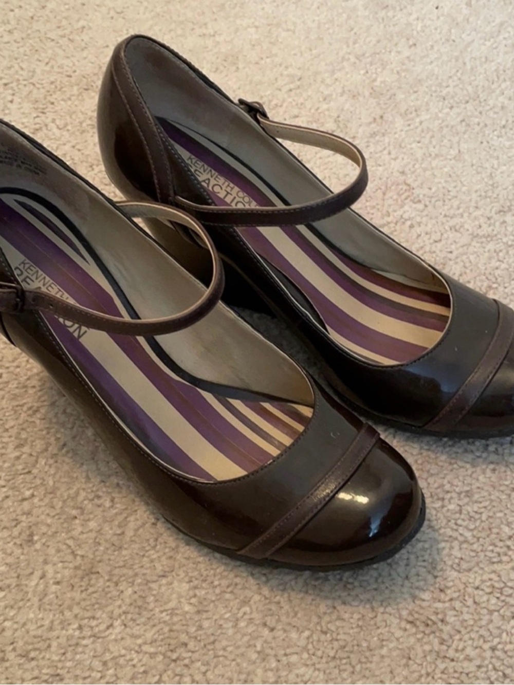 Kenneth Cole Reaction Brown Patent Mary Jane Platform Pumps